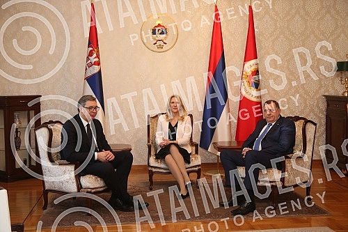 The President of Serbia, Aleksandar Vucic, paid a visit to Banja Luka, where he talked with the highest officials, attended a meeting of the High council for cooperation between RS and Serbia, and was presented with the key to the City and the Charte