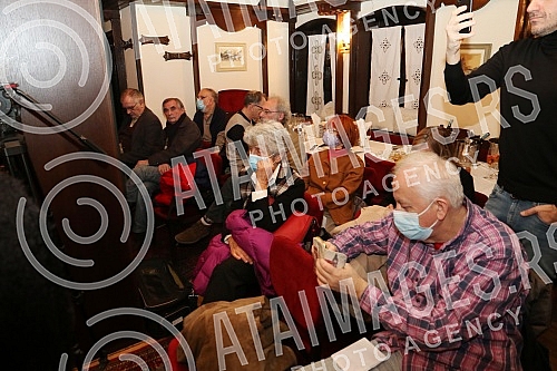 In the restaurant Tri sesira, the Vital Award Golden Sunflower for 2021 was awarded to Milica Vuckovic for the novel The Fatal Outcome of Athletic Injuries, published by the Booka publishing house.U restoranu Tri sesira  dodeljena je Vitalova nagra