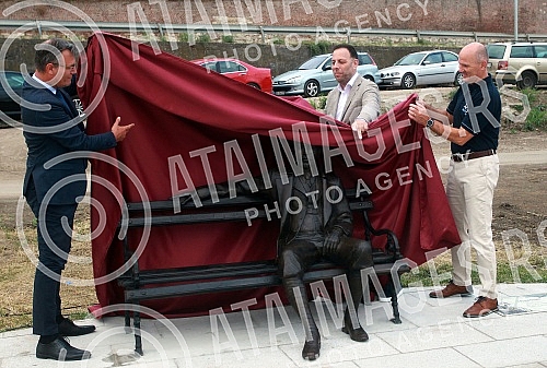 Unveiling of a memorial bench for Slovenian pilot Edvard Rusjan, organized by the Embassy of Slovenia in Edvard Rusjan Park in the new line park next to the Concrete Hall.Otkrivanje spomen klupe slovenackom pilotu Edvardu Rusjanu u organizaciji Amb