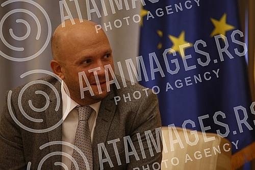 In the Presidency building, the President of the Republic of Serbia, Aleksandar Vucic, met with the special envoy of Germany for the countries of the Western Balkans, Manuel Sarrazin.U zgradi Predsednistva predsednik Republike Srbije Aleksandar Vuc