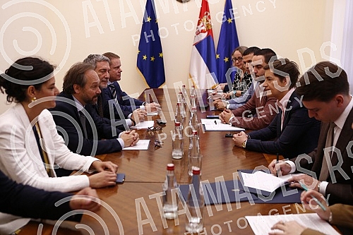 In the Serbian Government building, Serbian Prime Minister Ana Brnabic met with the head of the EU delegation, EEmanuele Giaufret.U zgradi Vlade Srbije premijerka Srbije Ana Brnabic se sastala sa sefom delegacije EU Emanuelom Ziofreom.