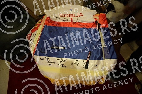 On the plateau in front of the City Assembly of Belgrade, a reception was organized for the members of the Serbian Olympic team who won nine medals at the Games in Tokyo, and the Olympians addressed the audience from the balcony of the City Assembly.