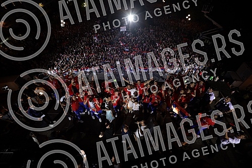 On the plateau in front of the City Assembly of Belgrade, a reception was organized for the members of the Serbian Olympic team who won nine medals at the Games in Tokyo, and the Olympians addressed the audience from the balcony of the City Assembly.