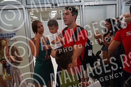 Karate player Jovana Prekovic, who won a gold medal and a gold water polo team of Serbia at the Olympic Games in Tokyo, arrived in Serbia and on that occasion a press conference was held at the Nikola Tesla Airport.Karatiskinja Jovana Prekovic koja 