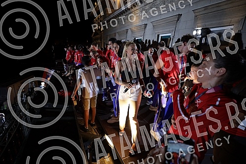 On the plateau in front of the City Assembly of Belgrade, a reception was organized for the members of the Serbian Olympic team who won nine medals at the Games in Tokyo, and the Olympians addressed the audience from the balcony of the City Assembly.