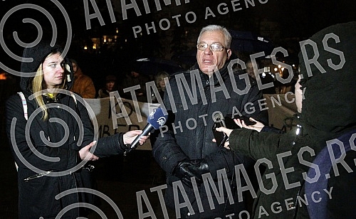 Protest of the Association of Free Citizens regarding the murder of Oliver Ivanovic.Protest Udruzenja slobodnih gradjana povodom ubistva Olivera Ivanovica.