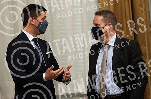 A meeting between Foreign Minister Nikola Selakovic and the Head of the EU Delegation to Serbia, Emanuele Giaufret, and the ambassadors of EU members accredited to Serbia was held at the Palace of Serbia. U Palati Srbija odrzan je sastanak ministra