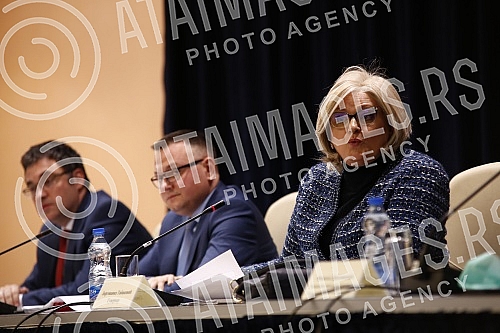 The press conference of the NBS Governor Jorgovanka Tabakovic on current developments in the financial sector was held at the National Bank of Serbia. U Narodnoj banci Srbije odrzana je konferencija za novinare guvernera NBS Jorgovanke Tabakovic o 