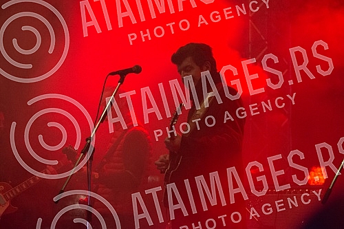On Women's Day, March 8, the pop-rock band Bajaga and Instructors held a free concert in the low square of King Milan.Na Dan zena, 8. marta, pop-rok grupa Bajaga i instruktori odrzala je besplatan koncert na niskom trgu Kralja Milana.
