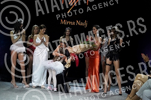 Mirna Nadj's first independent fashion show 