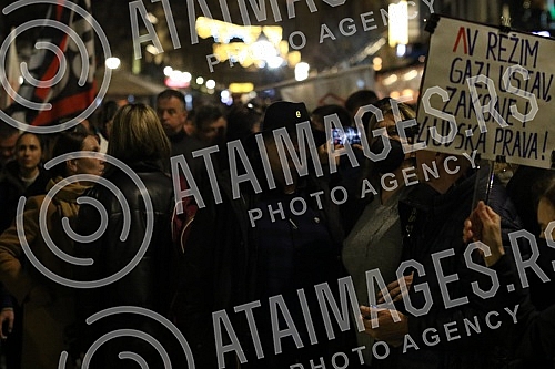 Several organizations and political parties called on citizens to gather in Belgrade's Republic Square, where those arrested and beaten during a peaceful protest and representatives of the organizers involved in the blockade will address those gather