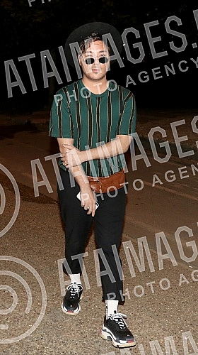 Somersby Blic Puls online party held on raft Money.Somersbi Blic Puls online zurka odrzana na splavu Money.