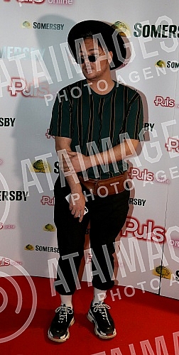 Somersby Blic Puls online party held on raft Money.Somersbi Blic Puls online zurka odrzana na splavu Money.