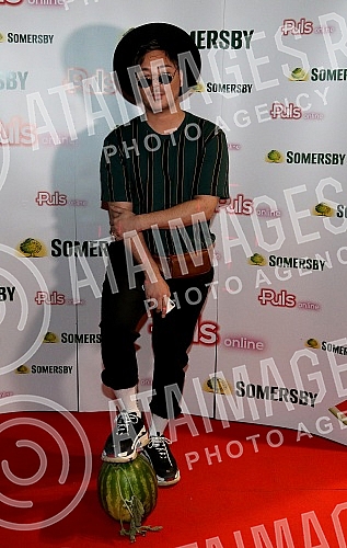 Somersby Blic Puls online party held on raft Money.Somersbi Blic Puls online zurka odrzana na splavu Money.