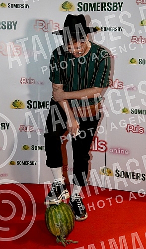 Somersby Blic Puls online party held on raft Money.Somersbi Blic Puls online zurka odrzana na splavu Money.