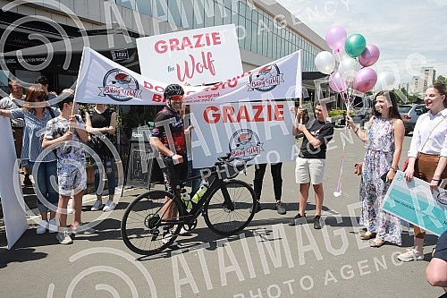 Wolfango Poggi, an Italian with a big heart, started a cycling route from Florence to Belgrade on May 14th, as part of the Novak Djokovic Foundation's 