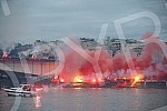 Zvezda's ball on the water - a spectacular celebration of the 32nd title of Serbian champion of fans and football players.Zvezdin bal na vodi - spektakularna proslava 32. titulu sampiona Srbije navijaca i fudbalera.