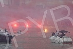 Zvezda's ball on the water - a spectacular celebration of the 32nd title of Serbian champion of fans and football players.Zvezdin bal na vodi - spektakularna proslava 32. titulu sampiona Srbije navijaca i fudbalera.