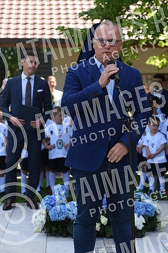 Unveiling of the memorial bust of Hugo Bulija in the SC of the Football Association of Belgrade on Ada Ciganlija.Otkrivanje spomen biste Hugu Buliju u SC Fudbalskog saveza Beograda na Adi Ciganliji.