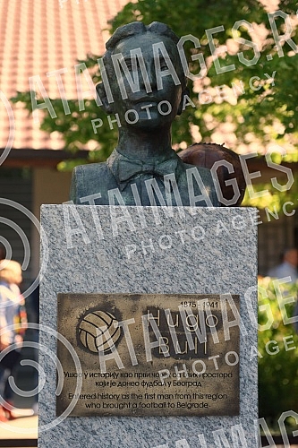Unveiling of the memorial bust of Hugo Bulija in the SC of the Football Association of Belgrade on Ada Ciganlija.Otkrivanje spomen biste Hugu Buliju u SC Fudbalskog saveza Beograda na Adi Ciganliji.