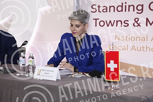The Assembly of the Standing Conference of Towns and Municipalities (SCTM) was held at the Crown Plaza Hotel, where the possibilities for strengthening local self-government in Serbia were discussed.U hotelu Kraun plaza odrzana je Skupstina Stalne 