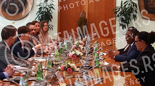 The Prime Minister of the Republic of Serbia, Ana Brnabic, met with the Prime Minister of the Democratic Republic of São Tomé and Príncipe, Jorge Bom Jesus, in the Palace of Serbia.Predsednica Vlade Republike Srbije Ana Brnabic sastala  se sa preds