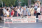 On Krajina Square in Banja Luka, about a hundred citizens expressed their dissatisfaction with the state of affairs in the protest ironically called 