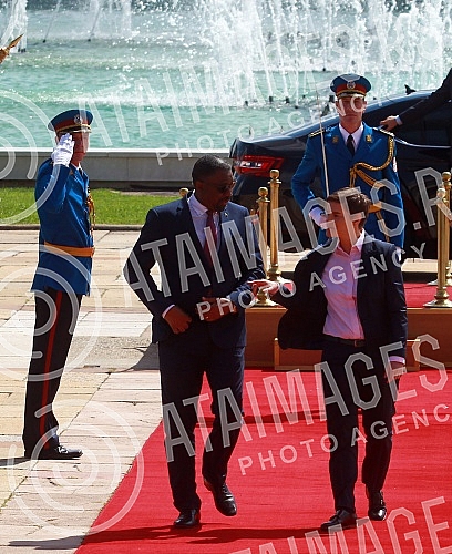 The Prime Minister of the Republic of Serbia, Ana Brnabic, met with the Prime Minister of the Democratic Republic of São Tomé and Príncipe, Jorge Bom Jesus, in the Palace of Serbia.Predsednica Vlade Republike Srbije Ana Brnabic sastala  se sa preds