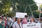 On Krajina Square in Banja Luka, about a hundred citizens expressed their dissatisfaction with the state of affairs in the protest ironically called 