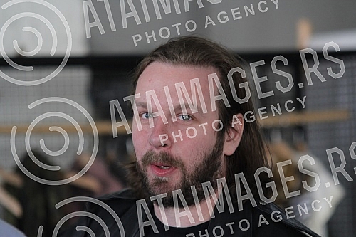 At the Mikser House, the second annual MTV Video Play Awards took place to pay tribute to the performers whose spots were most frequently aired on the regional MTV channel.U Mikser Houseu, odrzana druga po redu godisnja dodela MTV Video Play nagrada