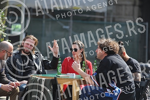 At the Mikser House, the second annual MTV Video Play Awards took place to pay tribute to the performers whose spots were most frequently aired on the regional MTV channel.U Mikser Houseu, odrzana druga po redu godisnja dodela MTV Video Play nagrada