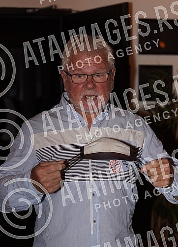 In the Kombank Hall, in the Jazz Canteen in Lisbon, the Plan B Foundation was promoted with the premiere of the first single from the 