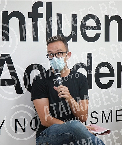 The Influence Academy project was presented at the Museum of Selfies - a project of training, teaching and social responsibility for online influencers, backed by the regional organization Propulsion and the company Facebook.U Muzeju selfija predst