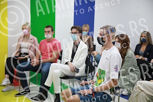 The Influence Academy project was presented at the Museum of Selfies - a project of training, teaching and social responsibility for online influencers, backed by the regional organization Propulsion and the company Facebook.U Muzeju selfija predst