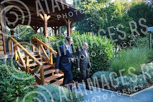 The President of the Republic of Serbia, Aleksandar Vucic, met with the High Representative of the International Community in Bosnia and Herzegovina, Christian Schmidt, at Villa Mir.Predsednik Republike Srbije Aleksandar Vucic sastao se sa Visokim 