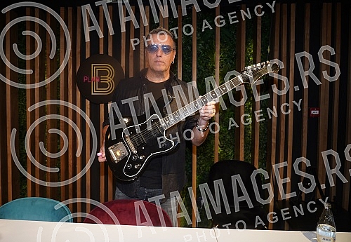 In the Kombank Hall, in the Jazz Canteen in Lisbon, the Plan B Foundation was promoted with the premiere of the first single from the 