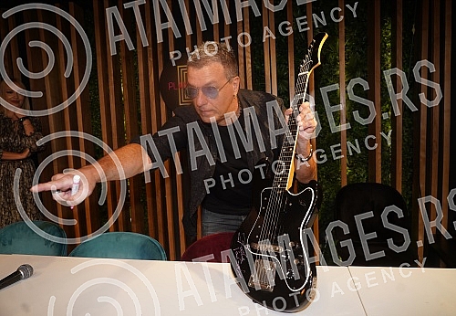 In the Kombank Hall, in the Jazz Canteen in Lisbon, the Plan B Foundation was promoted with the premiere of the first single from the 