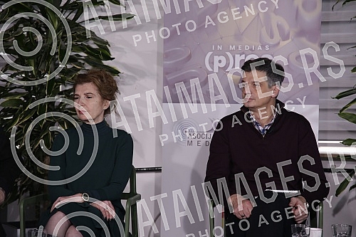 A debate was held by representatives of the Coalition for Freedom of the Media entitled 