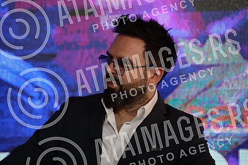 A press conference at which one of the biggest pop stars of the region and singer-songwriter Petra Graso announced a concert at the Stark Arena was held at Sky Garden.Konferencija za medije na kojoj je jedna od najvecih pop zvezda regiona i kantaut