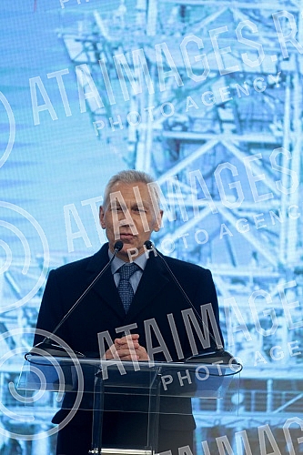 At the Pancevo oil refinery, the President of the Republic of Serbia, Aleksandar Vucic, and the Minister of mining and energy, Zorana Mihajlovic, attended the ceremony on the occasion of the start of operation of the 