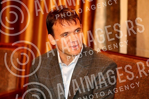 Football player Dejan Rambo Petkovic visiting City assembly.Fudbaler Dejan Rambo Petkovic u poseti kupstini grada.