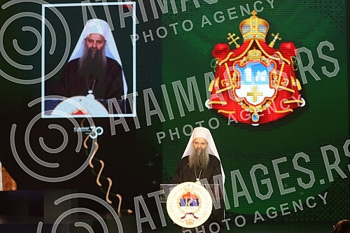 The ceremonial academy marking the Day of the Republika Srpska was held in the Borik Sports Hall in Banja Luka.Svecana akademija povodom obelezavanja Dana Republike Srpske odrzana je u Sportskoj dvorani Borik u Banjaluci. 