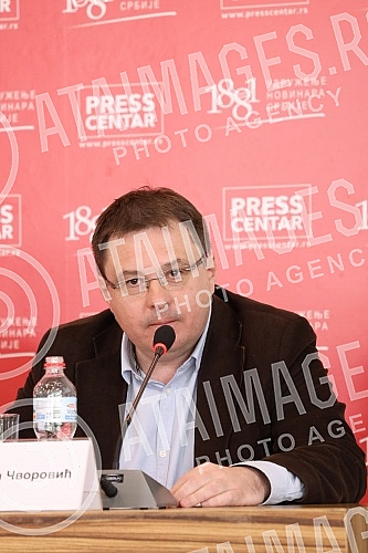 Catena mundi organized a press conference to discuss the imposition of sanctions on Russia.Catena mundi je organizovala konferenciju za medije na kojoj je bilo reci uvodjenju sankcija Rusiji.