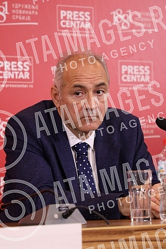 Catena mundi organized a press conference to discuss the imposition of sanctions on Russia.Catena mundi je organizovala konferenciju za medije na kojoj je bilo reci uvodjenju sankcija Rusiji.