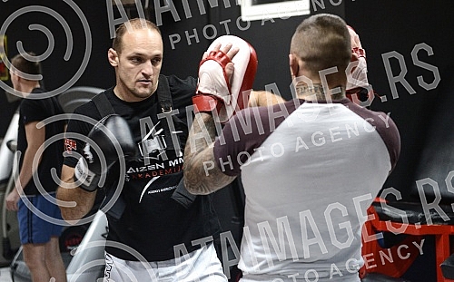 Training and sparring Igor Rakocevic - Vice President of the Basketball Federation of Serbia and Dusan Dzakic.Sparing i trening Igora Rakocevica - potpredsednik Kosarkaskog saveza Srbije i Dusana Dzakica.