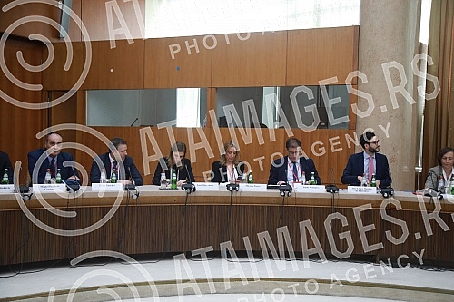 The Prime Minister of Serbia Ana Brnabic participated in the second business forum Serbia-Spain, which was organized by the Chamber of Commerce of Serbia and the Chamber of Commerce of Spain.Predsednica Vlade Srbije Ana Brnabic ucestvovala je na dr