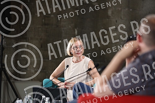 The Institute for European Affairs, with the support of the Balkan Trust for Democracy and USAID, organized a public debate focusing on the human rights of Serbian citizens during the current pandemic crisis.Institut za evropske poslove organizovao