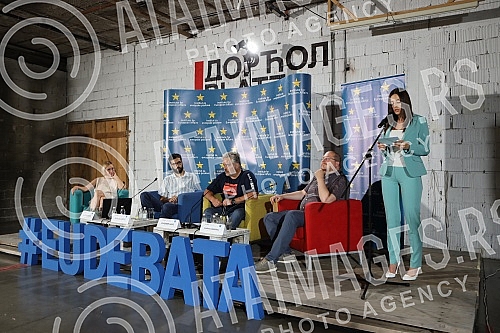 The Institute for European Affairs, with the support of the Balkan Trust for Democracy and USAID, organized a public debate focusing on the human rights of Serbian citizens during the current pandemic crisis.Institut za evropske poslove organizovao