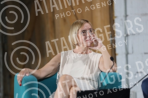 The Institute for European Affairs, with the support of the Balkan Trust for Democracy and USAID, organized a public debate focusing on the human rights of Serbian citizens during the current pandemic crisis.Institut za evropske poslove organizovao