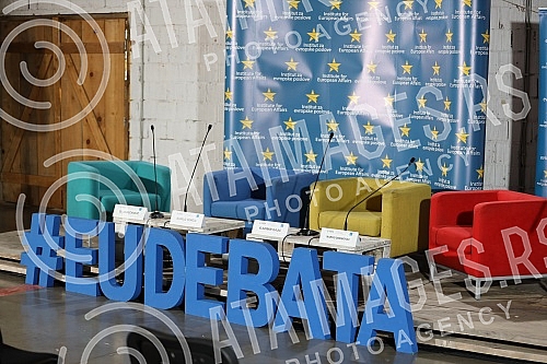 The Institute for European Affairs, with the support of the Balkan Trust for Democracy and USAID, organized a public debate focusing on the human rights of Serbian citizens during the current pandemic crisis.Institut za evropske poslove organizovao